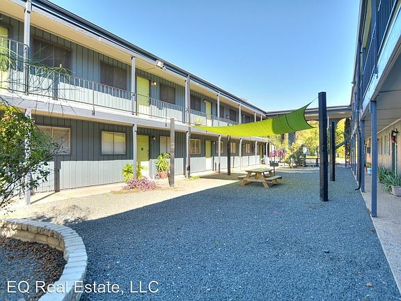 5th image of 615 W Saint Johns Ave APT 217