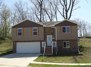 4170 Cayden Ct, Dubuque, IA 52001