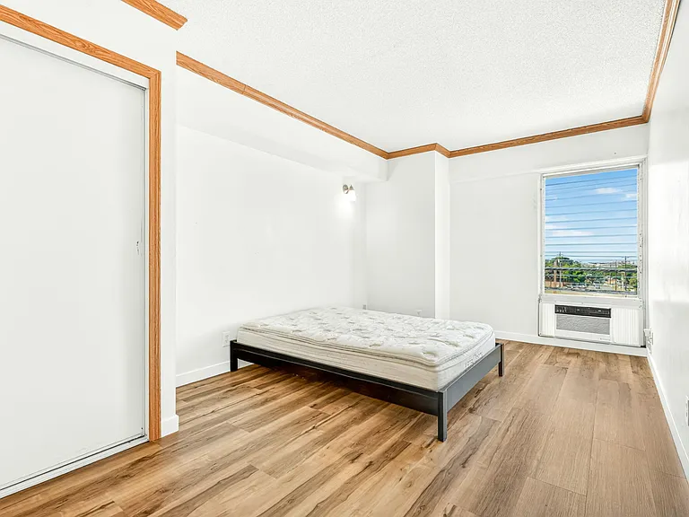3388 Salt Lake Blvd #204 — Photo 14
