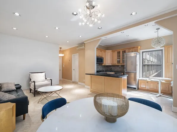 125 W 56th St APT 4A, New York, NY 10019