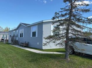 58152 Meadow Creek Blvd, Lenox, MI 48048