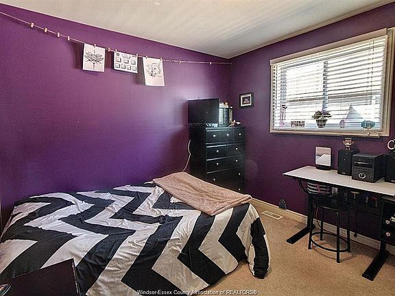 5th image of 3134 Seville Ave