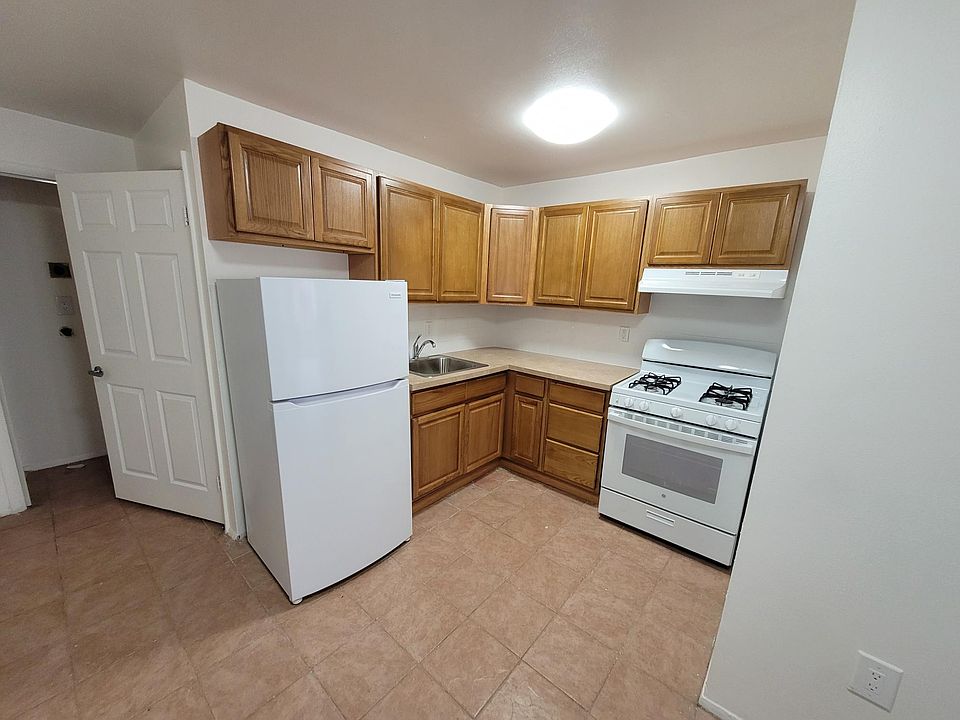 1st image of 288 Buttrick Ave