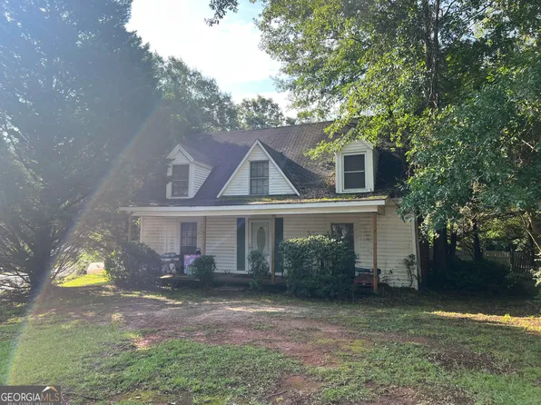 255 Pylant St, Senoia, GA 30276