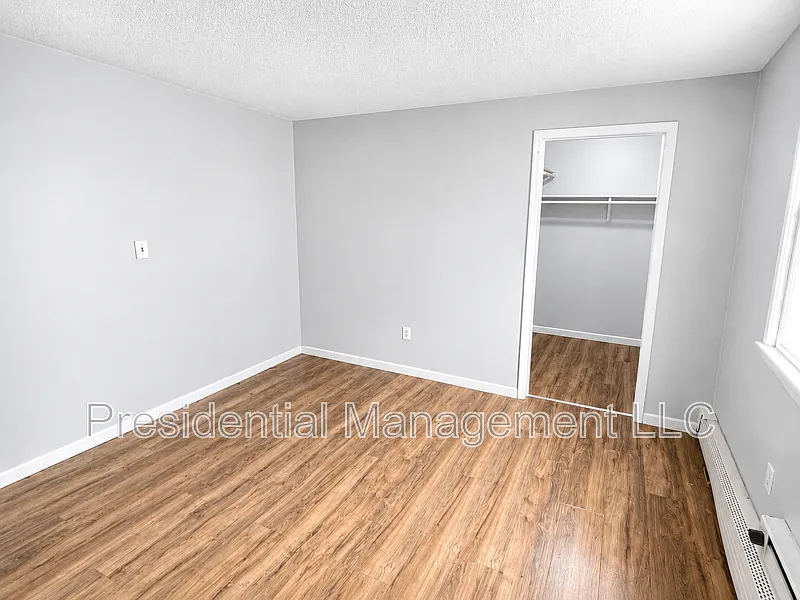 1 bed, 1.0 bath, 575 sqft, $1,200 — Photo 3