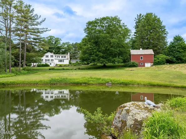 730 East St, Lenox, MA 01240