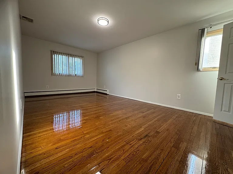 639 Townline Rd — Photo 18