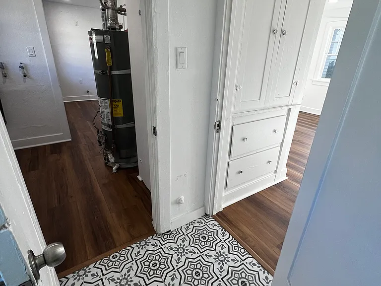 258 E Kingsley Ave #2 — Photo 19