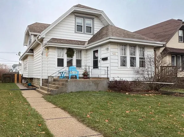 1661 South 55th STREET, West Milwaukee, WI 53214