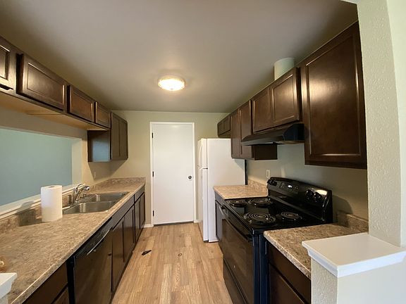 4th image of 11219 72nd Avenue Ct E