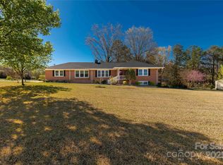 1139 Suttle Rd, Lancaster, SC 29720