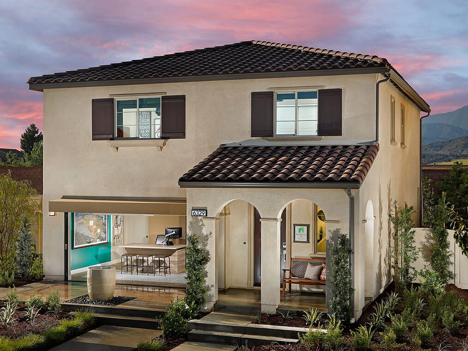 Arroyo Plan 1 - Front Exterior
