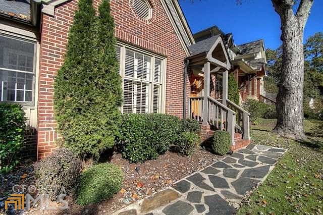 2nd image of 1202 McLynn Ave
