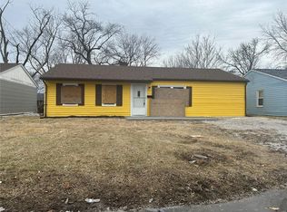 725 Saint Norbert Dr, Cahokia, IL