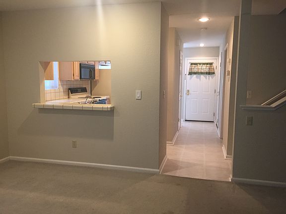 5th image of 344 Warmcastle Ct