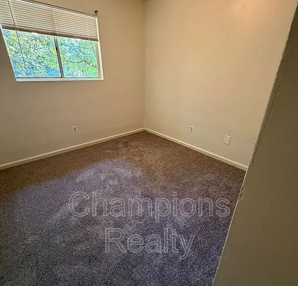 1508 Bowie Ave #B — Photo 3