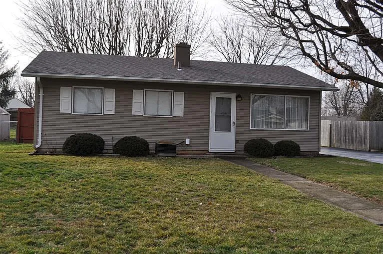 420 Layne Dr photo 1