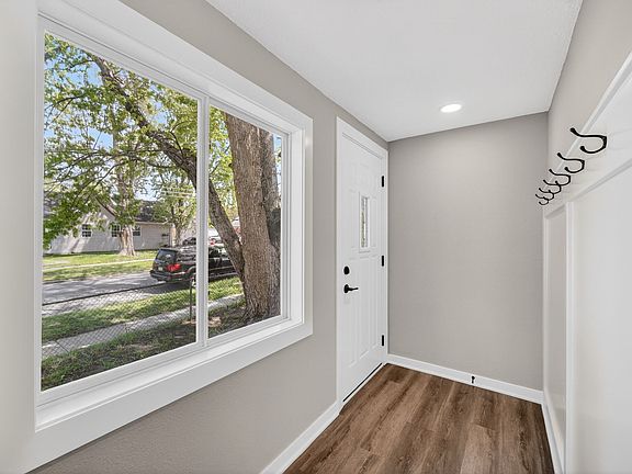 4th image of 1642 22nd St