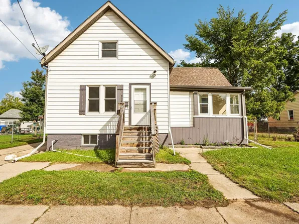 924 44th STREET, Kenosha, WI 53140
