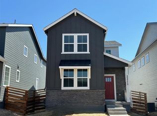 23772 E 33rd Pl, Aurora, CO 80019