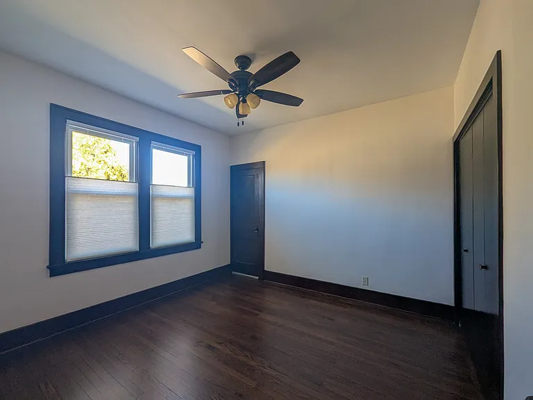 512 Lake St — Photo 15