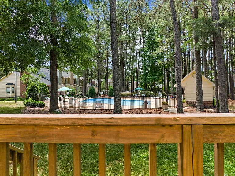 5624 Darrow Dr — Photo 27