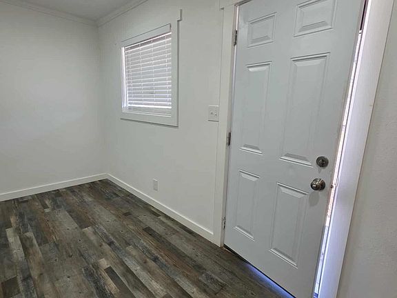 4th image of 205 Dobbins Ave #1