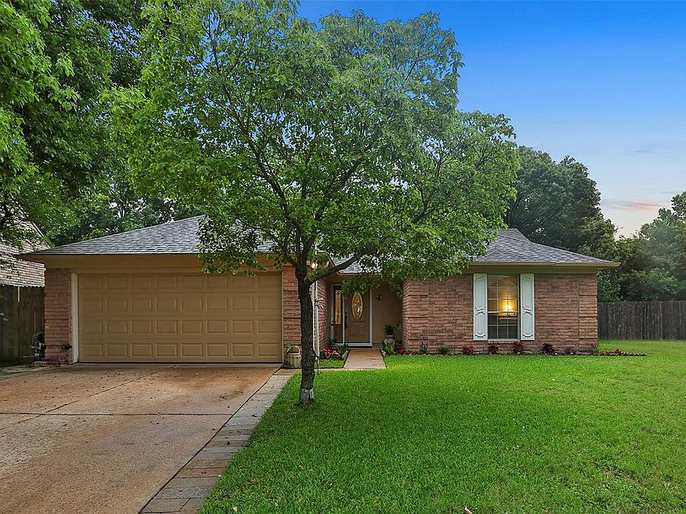 1st image of 2527 Calvary Ln
