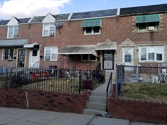 2nd image of 1249 Edgehill Rd