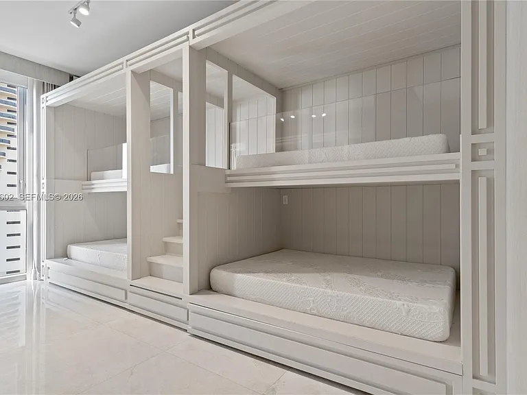 17749 Collins Ave #902 — Photo 34