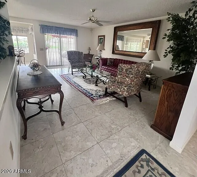 11610 N Rio Vista Dr — Photo 3