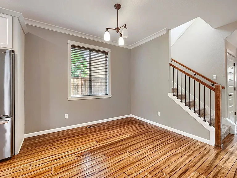 6020 SE Raymond St — Photo 14