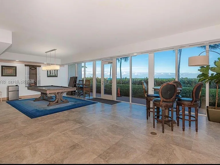 16445 Collins Ave #425 — Photo 39