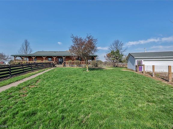 4th image of 225 Township Road 581