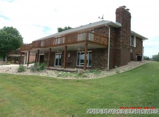 2714 Wilson Bend Rd, Gravois Mills, MO 65037