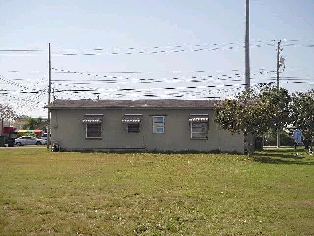 2nd image of 41 NE 2nd Rd