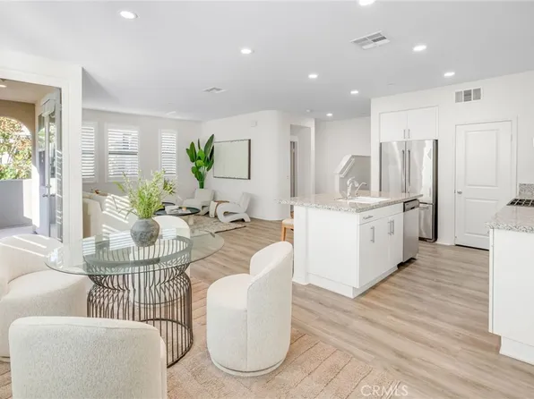 928 E Twill Ct, Anaheim, CA 92802
