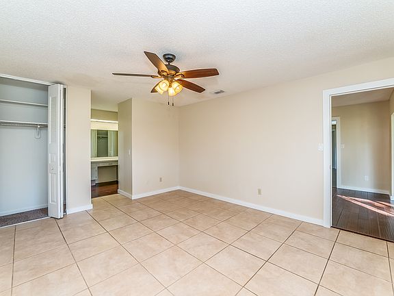 4th image of 344 Timberwood Trl