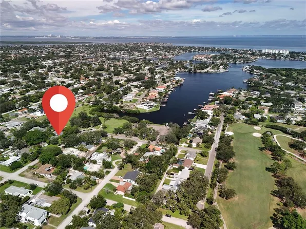 533 36th Ave NE, Saint Petersburg, FL 33704