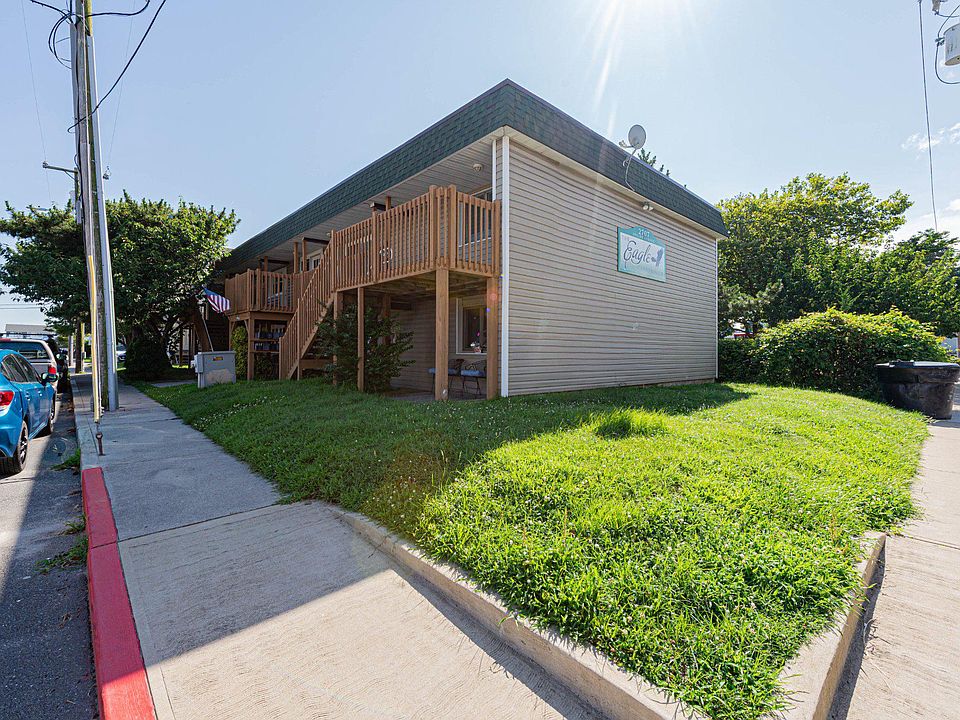 1st image of 2707 Judlee Ave Unit 105
