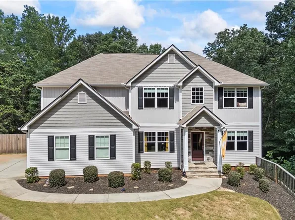 4564 White Horse Dr, Braselton, GA 30517