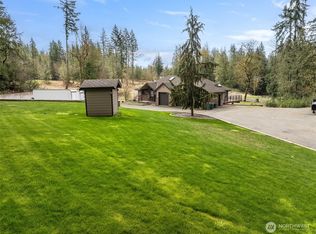 37122 237th Pl SE, Enumclaw, WA 98022