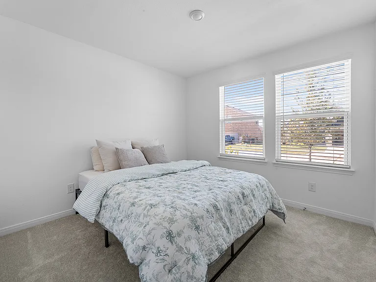1204 Nuevo Rancho Ln — Photo 6