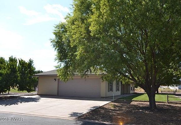 3rd image of 43 Lyon Gate Dr