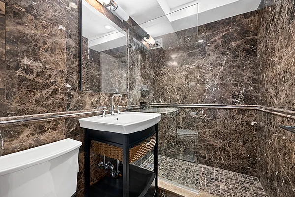 Rented by Douglas Elliman | media 14