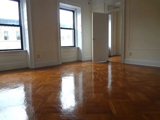 Rented by Nest Seekers International | media 36