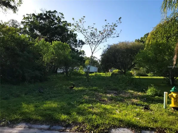 117 4th St #20, Winter Haven, FL 33880