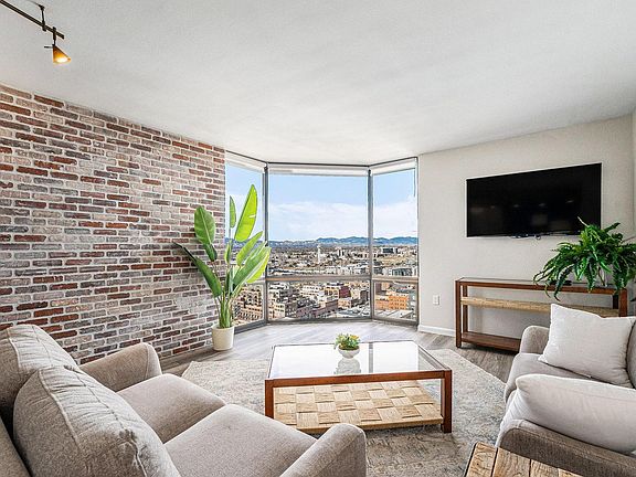 2nd image of 1625 Larimer St #2501