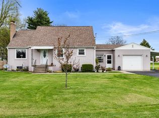 735 SE Greenville Ave, Winchester, IN 47394