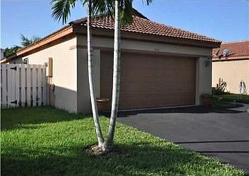 2nd image of 1556 Mira Vista Cir